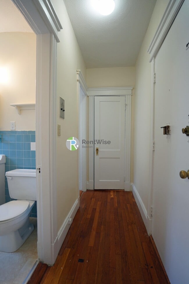 Building Photo - 1152 Commonwealth Ave