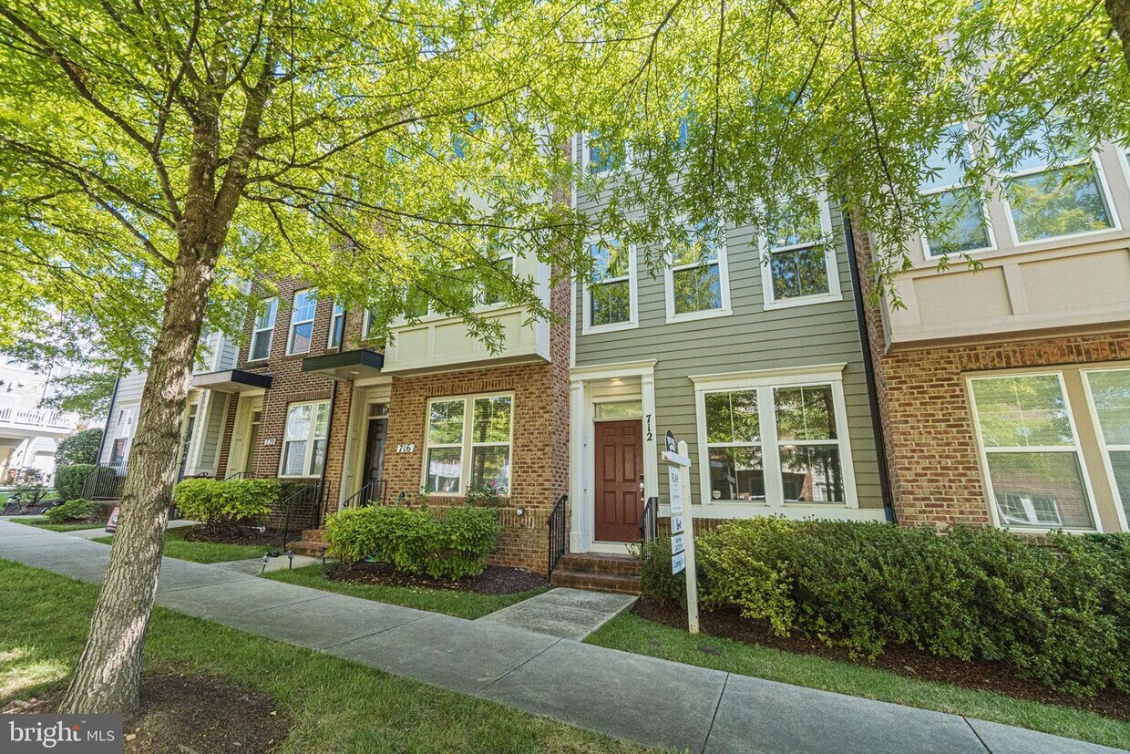 Primary Photo - 712 Hendrix Ave