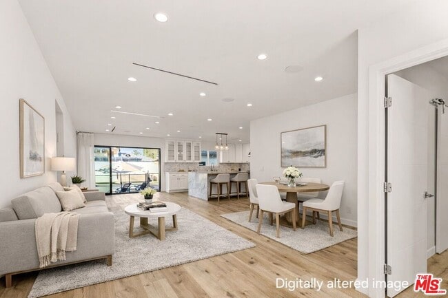 Foto del edificio - 16835 Halper St