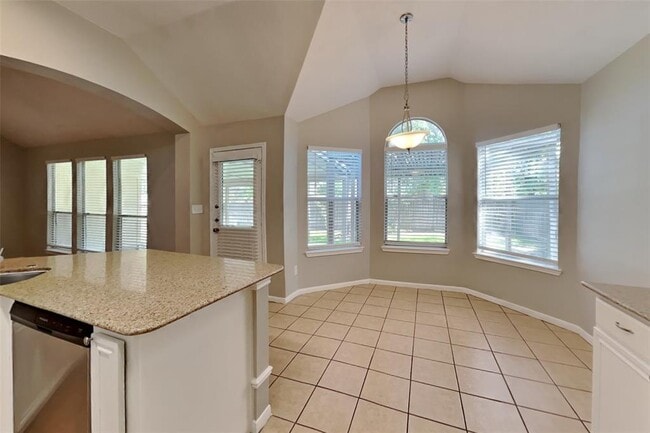 Building Photo - 7423 Alderly Dr