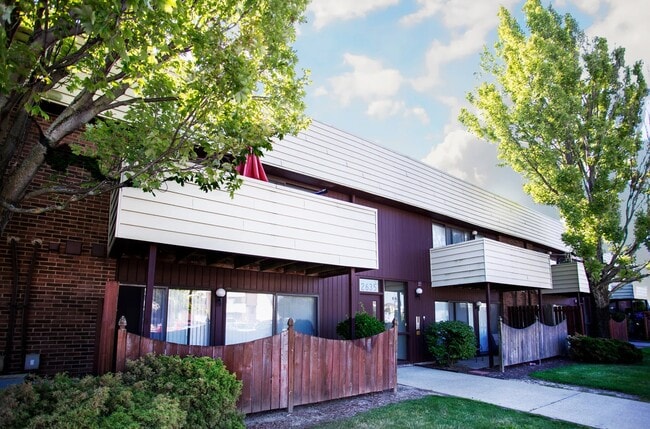 Building Photo - Cedar Run Apartments