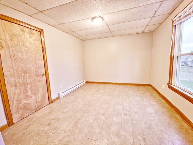 Foto del edificio - 2851  Oakwood Ave