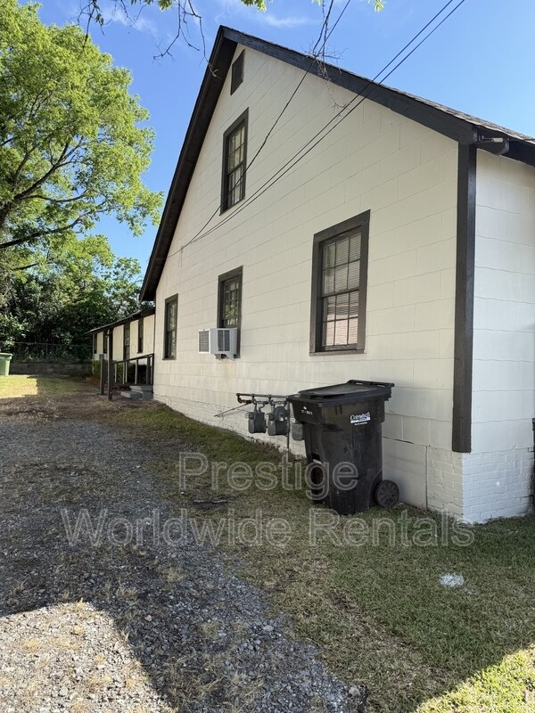 Foto del edificio - 1051 43rd St