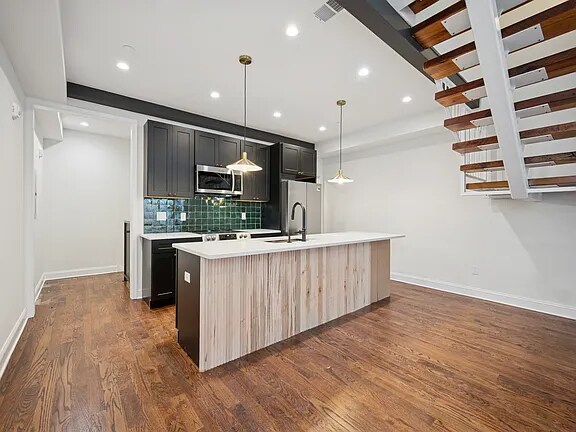 Foto del edificio - 2926 W Oxford St