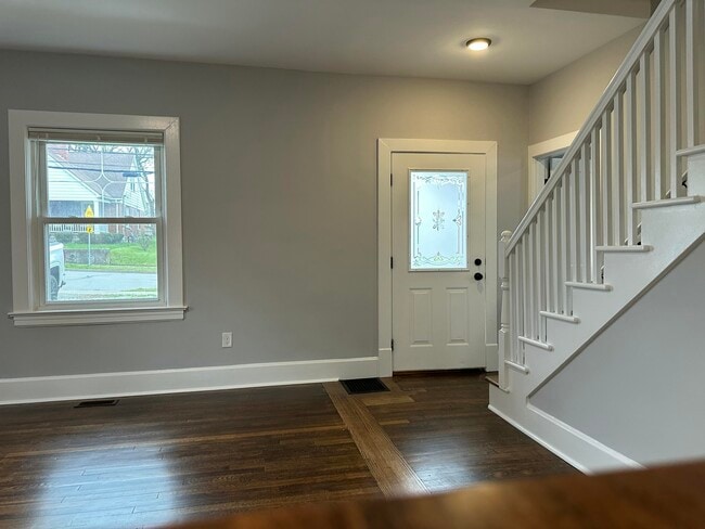 Building Photo - 504 Gibson Ave