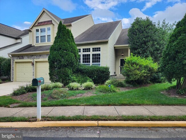 Building Photo - 12525 Fox View Way