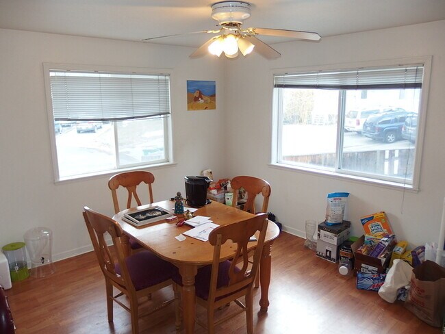 Foto del edificio - 562 Deer Meadow Ct