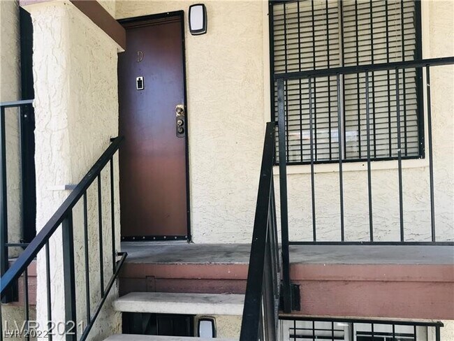 Foto del edificio - 3260 Cameron St