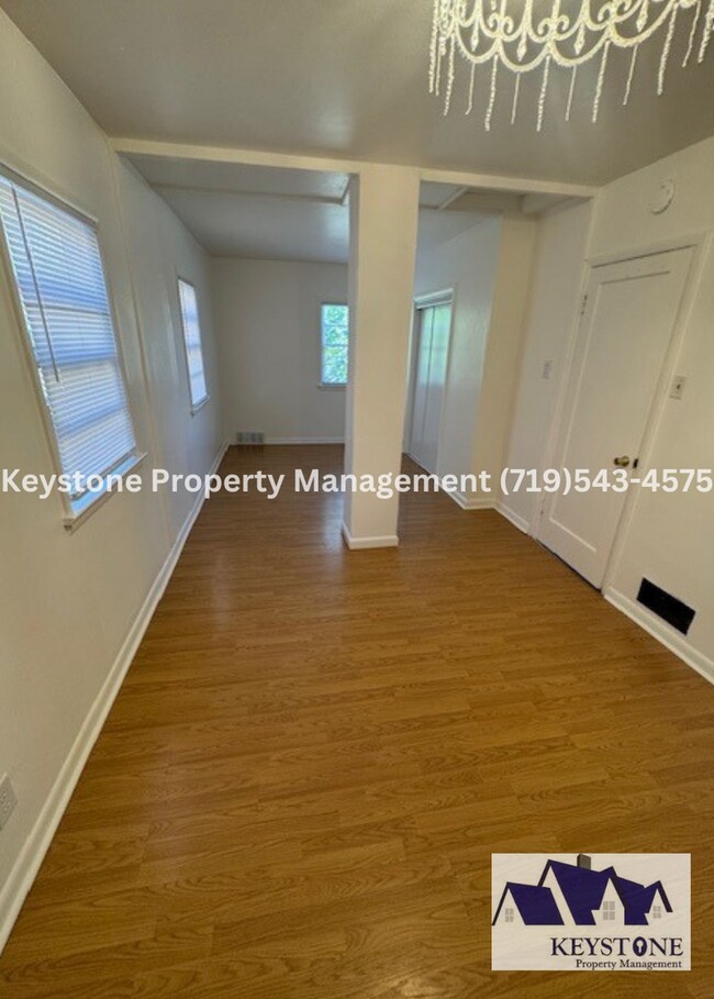 Foto del edificio - Remodeled 3 Bedroom/1 Bathroom House $1350...