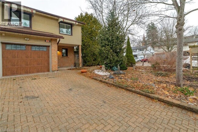 Building Photo - 380 Churchill Ct