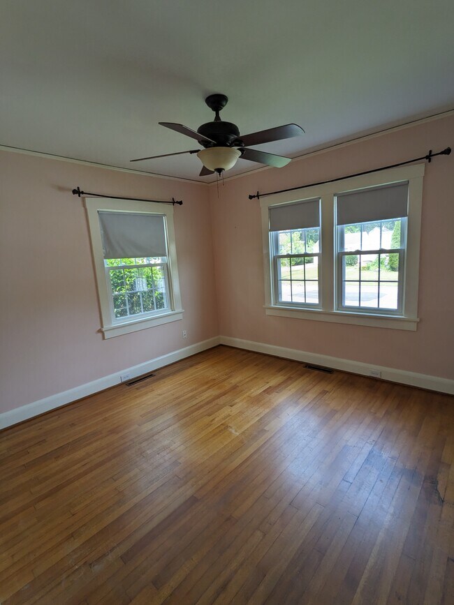 Second Bedroom - 901 Jones Ave