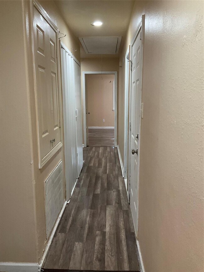 Foto del edificio - 3111 Patience Ave