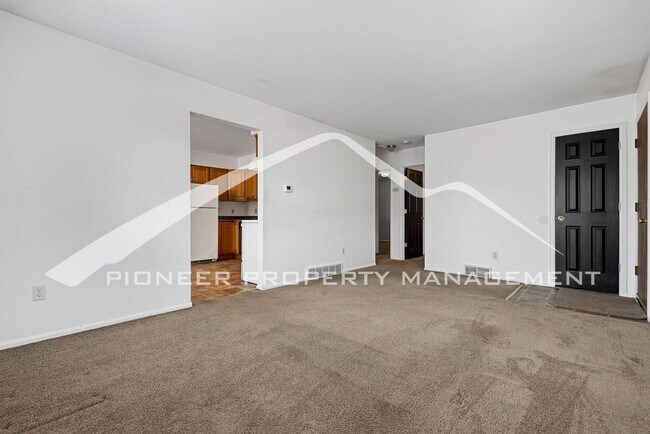 Foto del edificio - Charming 1/2 Duplex with Washer/Dryer!