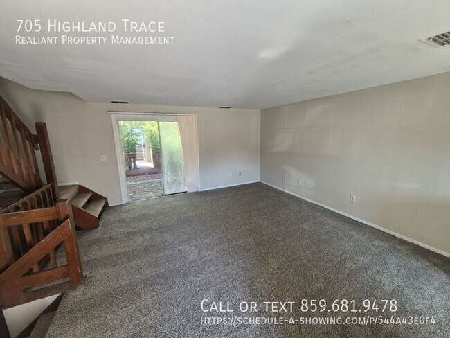 Foto del edificio - 705 Highland Trce