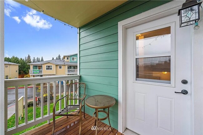 Foto del edificio - Beautifully Updated 3 Bed, 2.5 Bath Townhome in Monroe