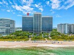 Foto principal - 9701 Collins Ave