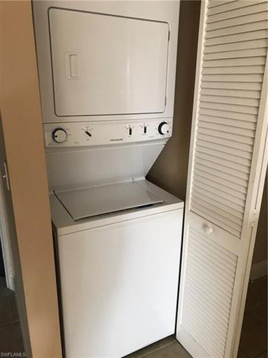 Foto del edificio - 4109 Bellasol Cir