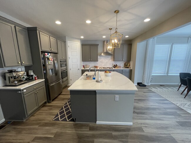 Building Photo - 5723 Berry Ridge Wy.