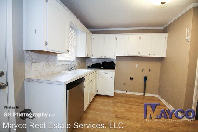Building Photo - 3 br, 1 bath House - 168 Southfield