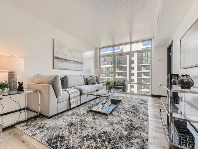 Foto del edificio - 425 W Beech St