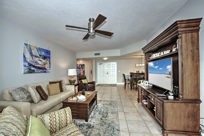 Building Photo - 980 Cape Marco Dr