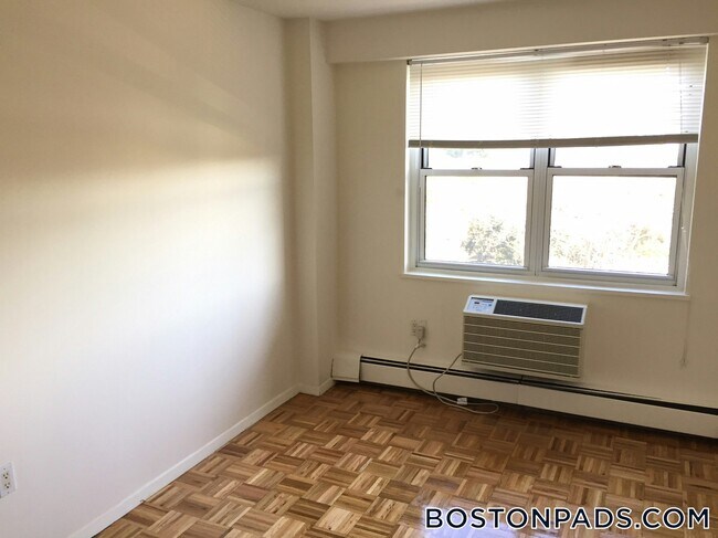 Foto del edificio - 185 Freeman St