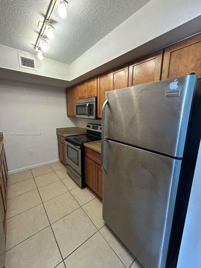 Foto del edificio - 219 NW 12th Ave