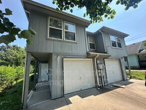 Building Photo - 1001 S Hocker Ave