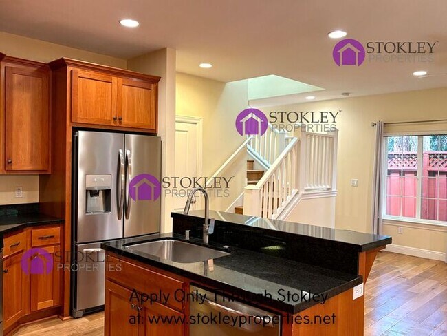 Foto del edificio - 2494 Westcliffe Ln