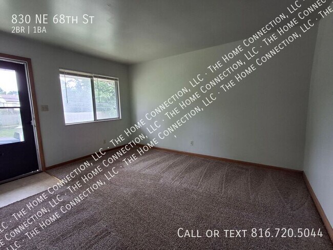 Foto del edificio - 830 NE 68th St