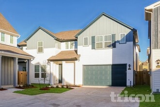 Building Photo - 22728 Terrazzo Dr