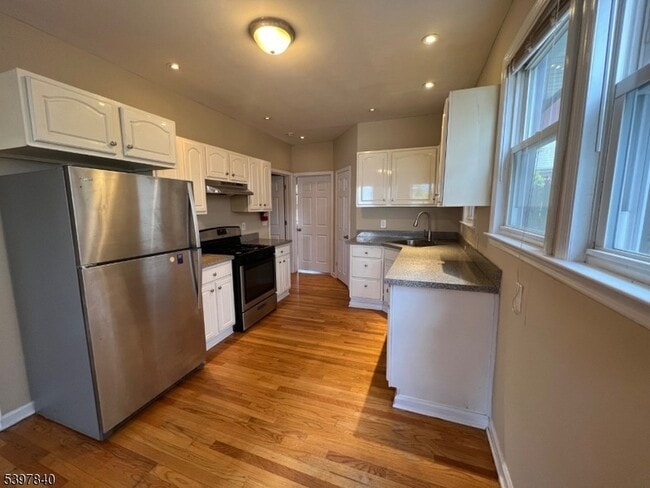 Photo - 163 E 22nd St Apartment