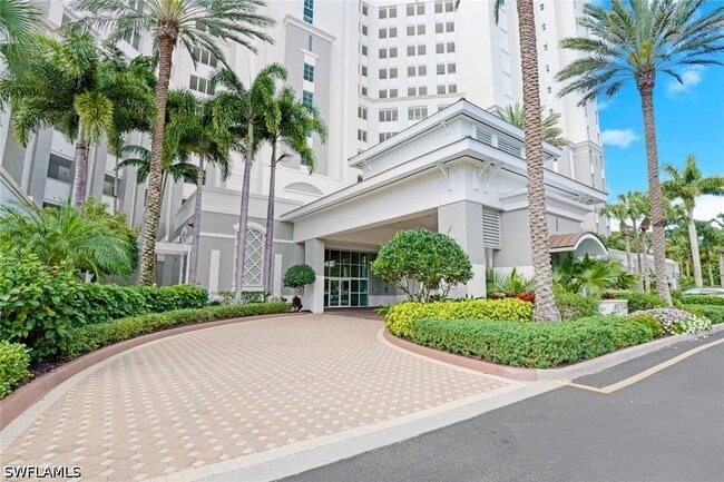 Foto del edificio - 300 Dunes Blvd