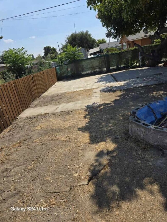 Exterior - Back Yard - 2063 E 130th St