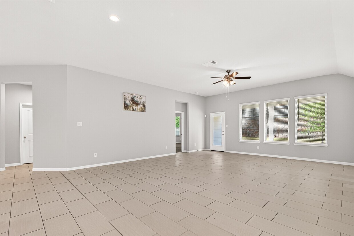 Foto del edificio - 5839 Brimstone Hill Ln