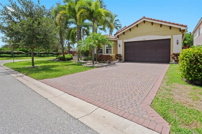Building Photo - 8186 Fiera Ridge Dr