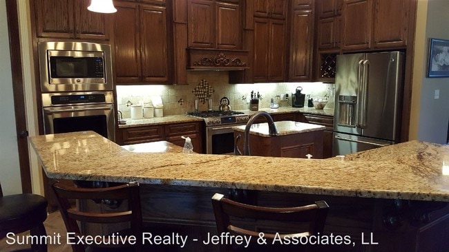 Building Photo - 6 br, 3 bath House - 2501 Caplis Sligo Rd