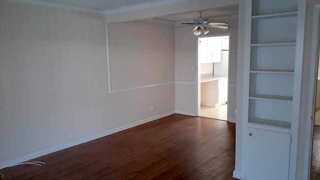 Building Photo - 4438 Murietta Ave
