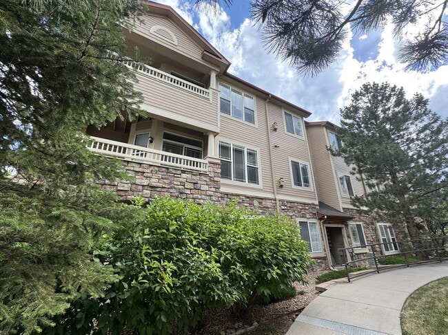 Building Photo - 8465 S Holland Way