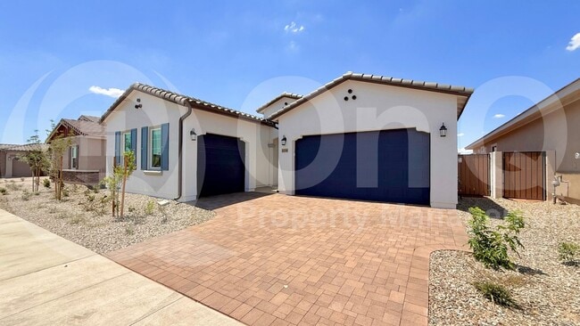 Building Photo - 10048 S Dutchman Dr