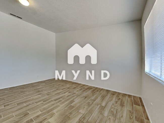 Foto del edificio - 4845 E Caballero Cir Unit 3