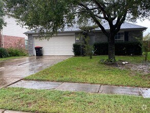 Building Photo - 9427 Eaglewood Spring Dr