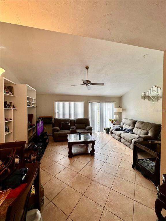 Foto del edificio - 4333 SW 20th Ln