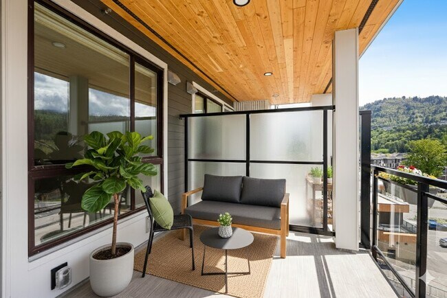 Photo du bâtiment - 6045-6045 Chilliwack River Rd