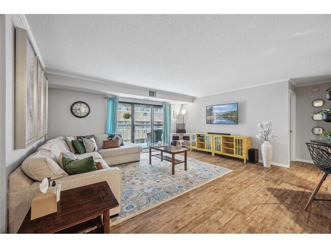 Foto del edificio - 2885 Knox Ave S
