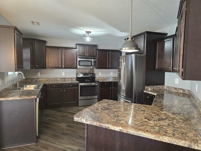 Building Photo - 131 Regatta Way