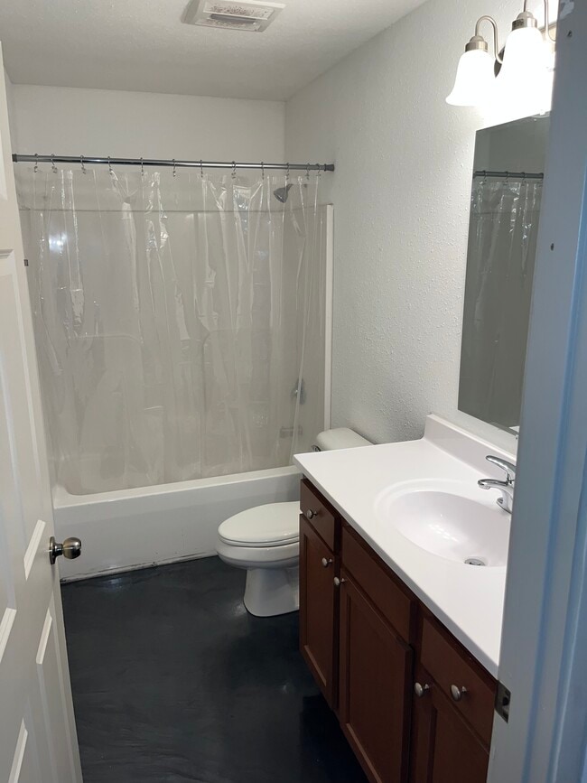 Foto del edificio - 1552 Beloit Ave