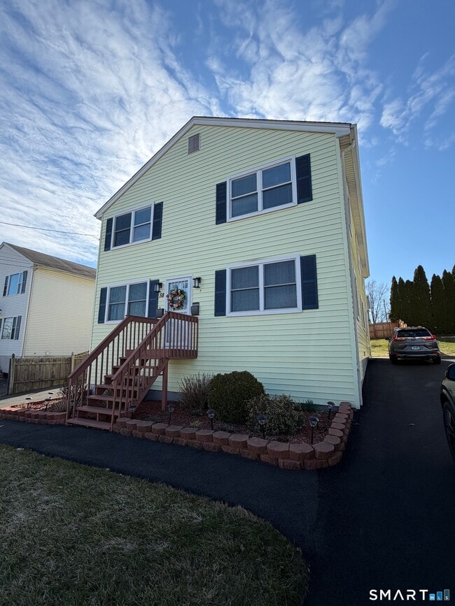 Building Photo - 58 Charles St