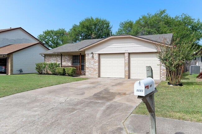 Foto del edificio - 1816 Goodson Ln