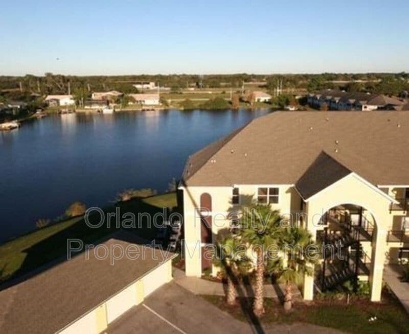 2683 Emerald Lake Ct, Kissimmee, FL 34744 House Rental in Kissimmee